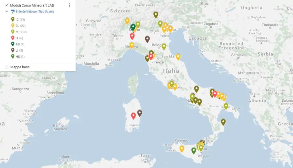 Corso Minecraft dove stiamo testando per tipo di scuola